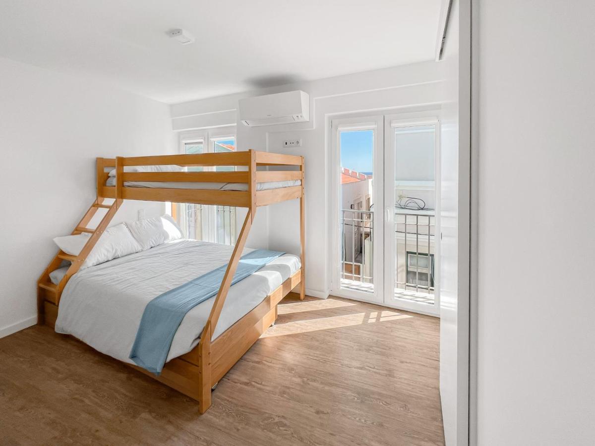 Sea Light Apartment Sesimbra. 2 Bedrooms, 6 Guests エクステリア 写真